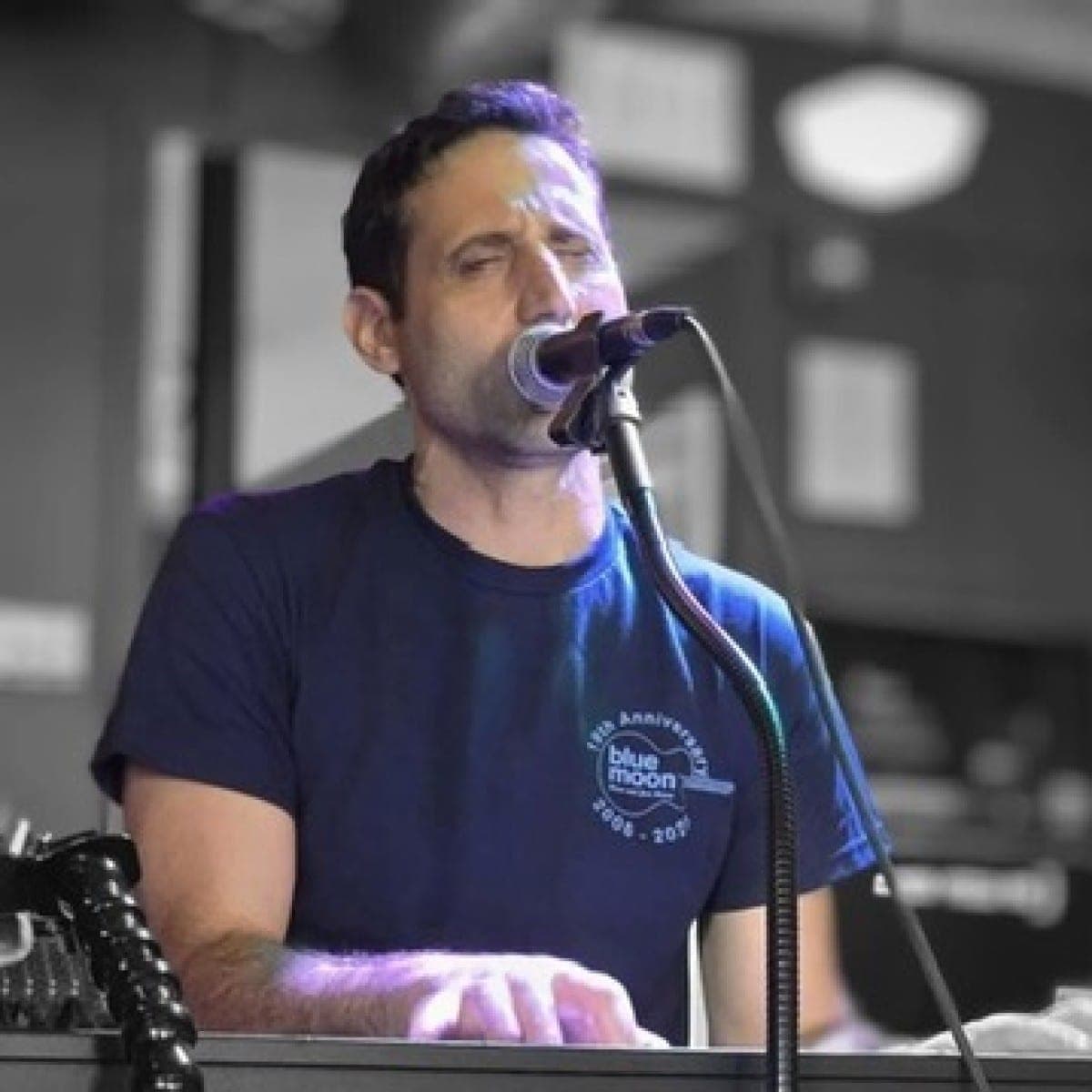 Erez Lirov, Singer/Pianist