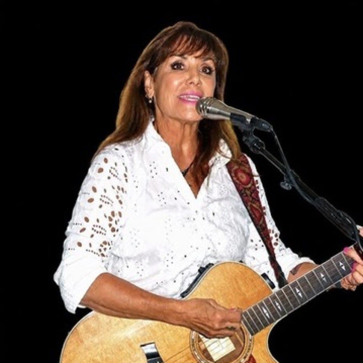 Pam McCoy, Singer/Guitarist