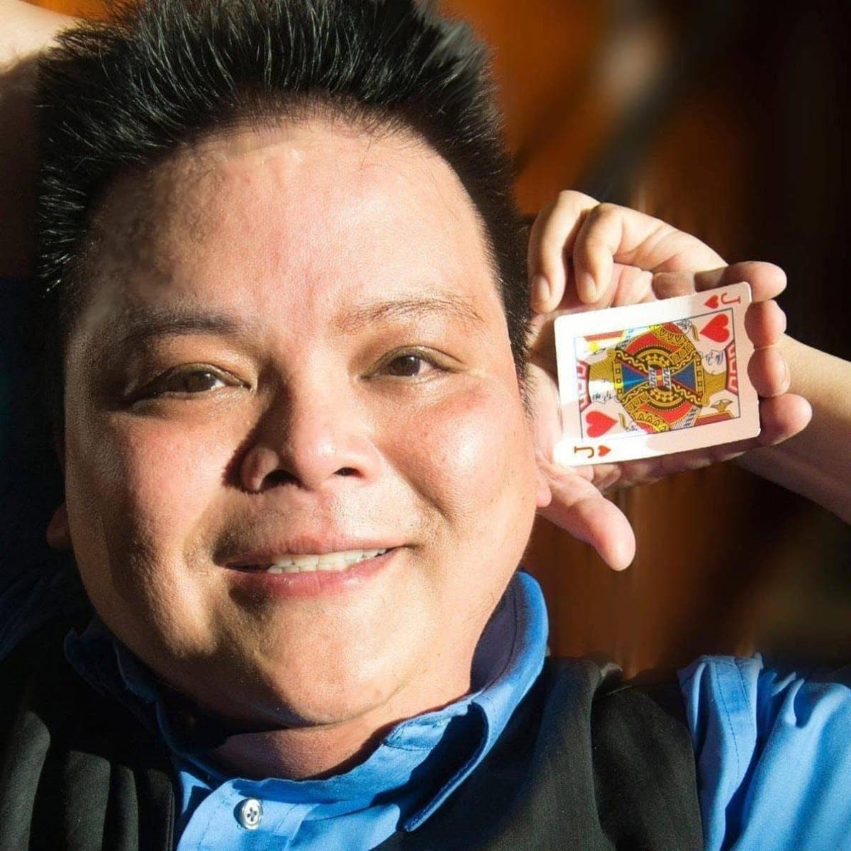 Vincent Mendoza, Magician